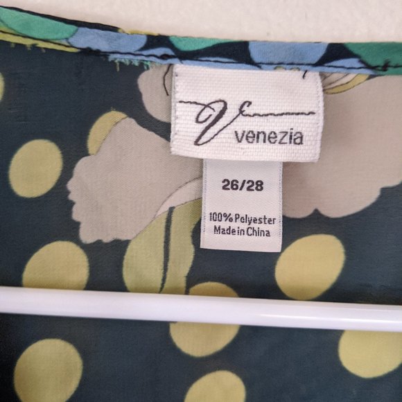 LAST CHANCE Sheer Blouse with Lace, Tie Back - Picture 5 of 6